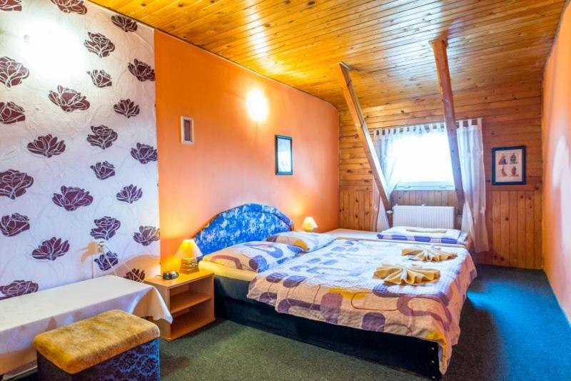 Hotel Fran Makov Buitenkant foto