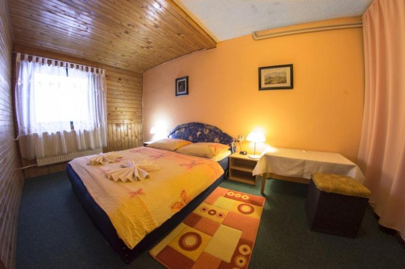 Hotel Fran Makov Buitenkant foto