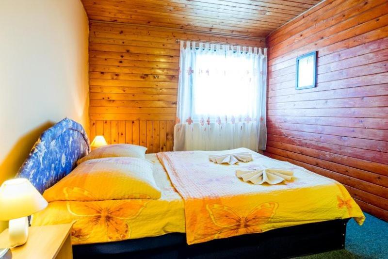 Hotel Fran Makov Buitenkant foto