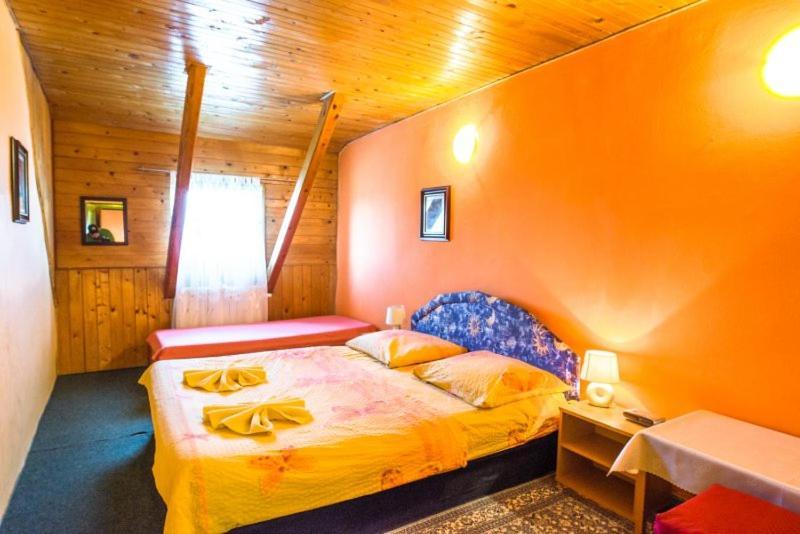 Hotel Fran Makov Buitenkant foto